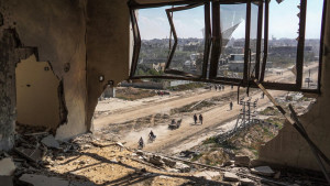 Πολύνεκρο χτύπημα του Ισραήλ στη Ράφα - Ξεκινά επιχείρηση εκκένωσης