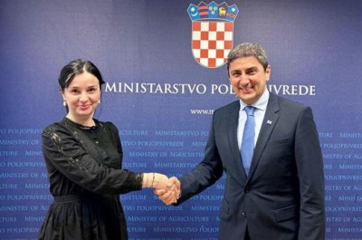 Αυγενάκης: Αίτημα στην Κροατία μη διακίνησης οίνου «Μακεδονία» από Β.Μακεδονία