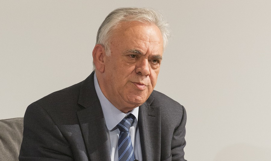 Δραγασάκης: Παραιτήθηκε από την ΚΕ του ΣΥΡΙΖΑ- Παραμένει στο κόμμα