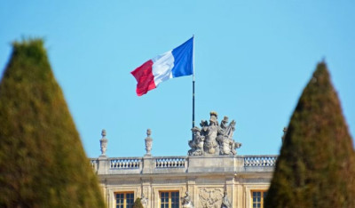 Η Γαλλία διαψεύδει αύξηση φόρων για τα νοικοκυριά