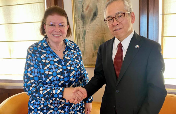 Μενδώνη: Συναντήθηκε με τον Ιάπωνα πρέσβη ενισχύοντας τις ελληνο-ιαπωνικές σχέσεις