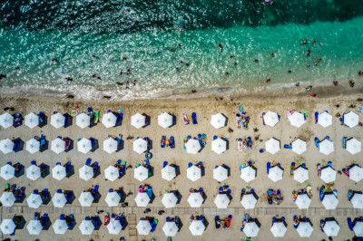 Παραλίες: Τέλος στις αυθαιρεσίες - «Τσουχτερά» πρόστιμα στους παραβάτες