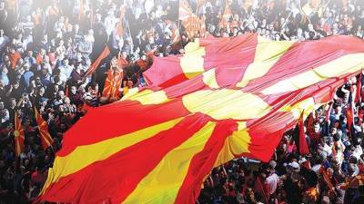 VMRO για ρηματική διακοίνωση: Η «Μακεδονία» ταπεινωμένη και γονατισμένη